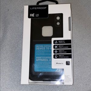 iPhone XR Lifeproof FRE Case